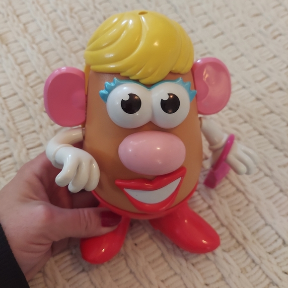 Mrs. Potato Head - Picture 8 of 9